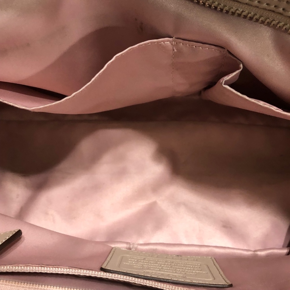 Authentic Coach Cream Leather bag - Picture 5 of 13